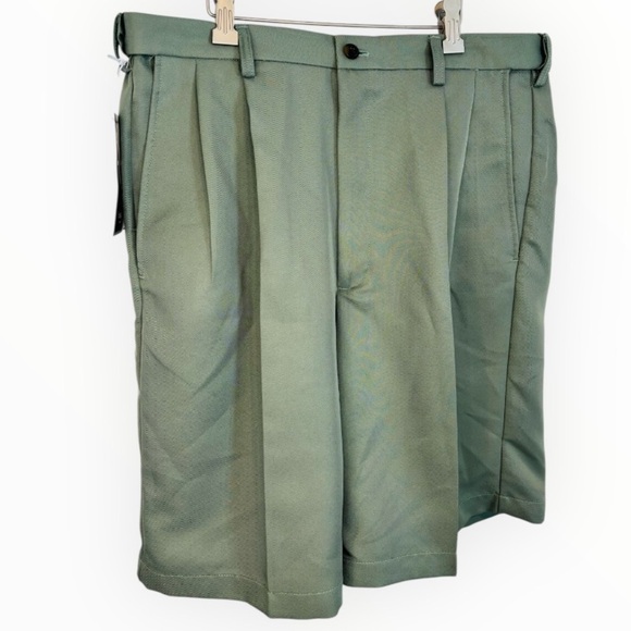 Haggar Other - NWT Haggar Men's Performance Cool 18 Pleated Sage Green Golf Shorts Size 34